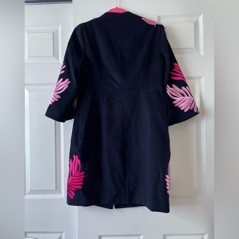 NWOT - Navy Blue Sleeveless Coat - Picture 6 of 6